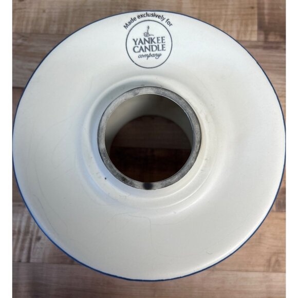 Yankee Candle Ceramic Tapered Jar Topper With Clothesline & Floral Design - Picture 5 of 5